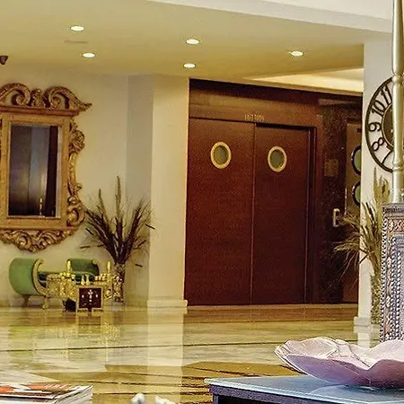 Susuzlu Atlantis מלון איזמיר